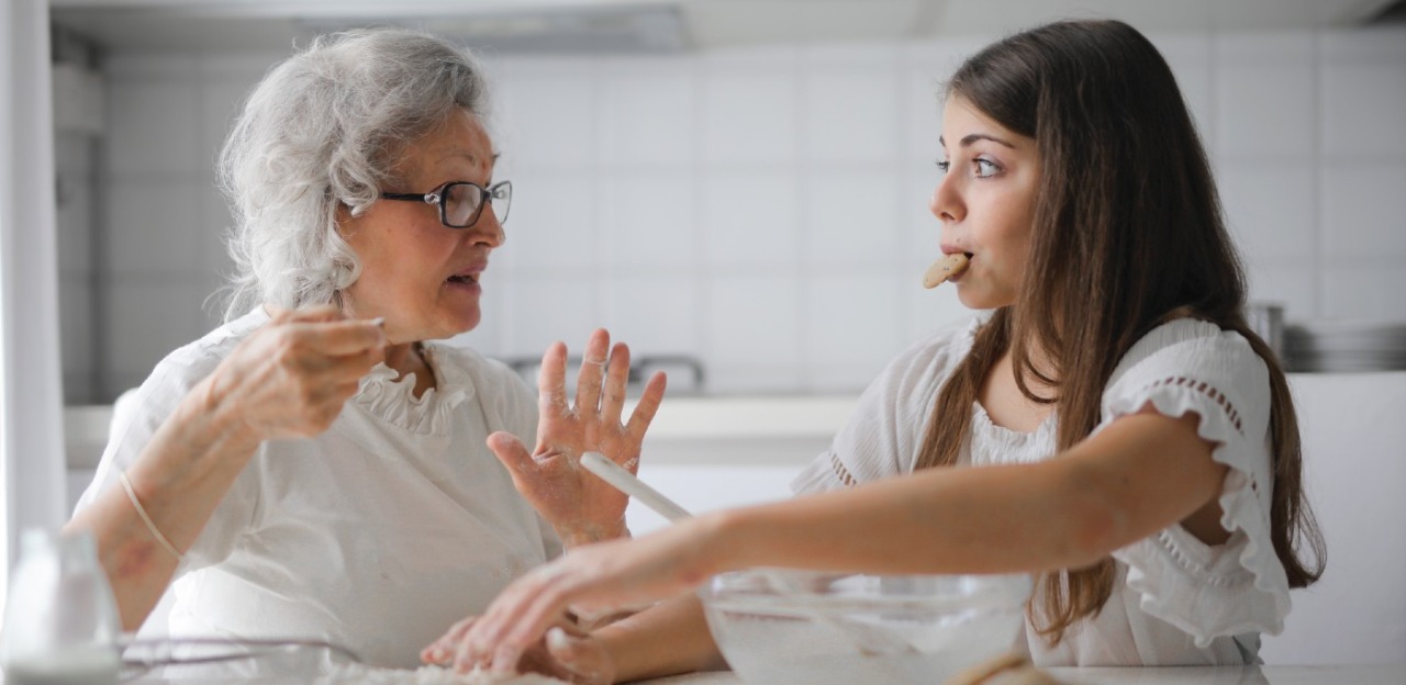 Having someone to talk to delays cognitive decline