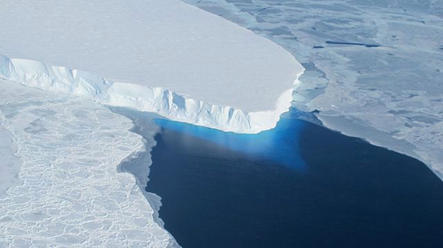 The Earth’s crust beneath western Antarctica is thin and its glaciers are in danger of collapsing.  Germany