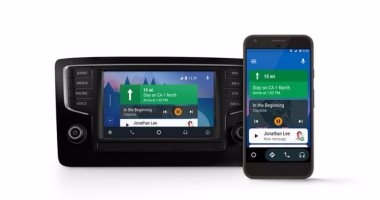 What is the difference between Android Auto and Apple CarPlay?