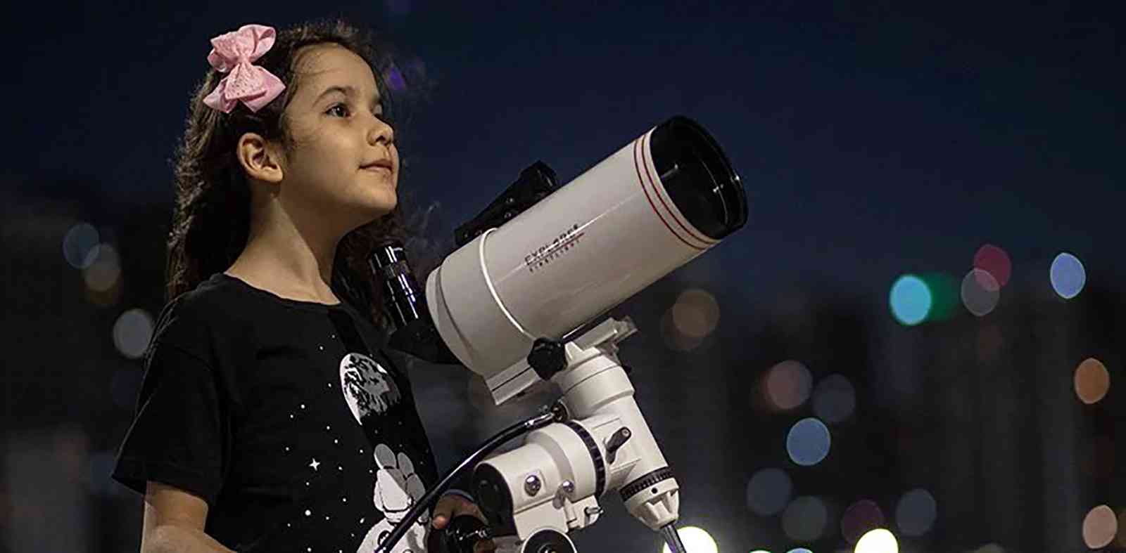 Eight-year-old Brazilian Nicolina … an asteroid hunter