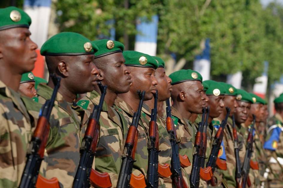 “National Sessions” recommends extension of military rule in Mali