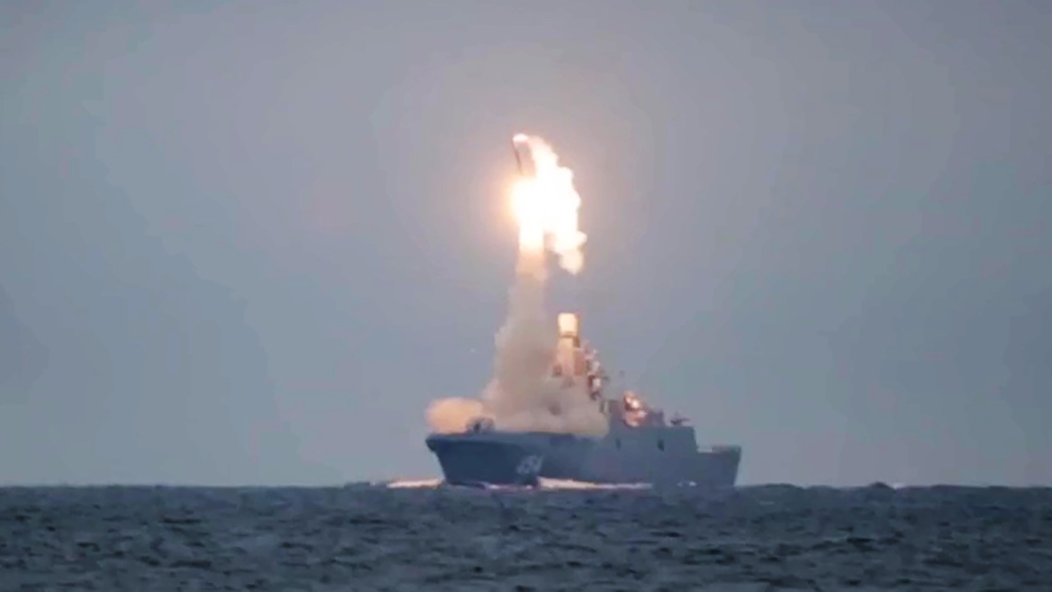 Putin announces successful test-video of hypersonic missiles “Zircon”