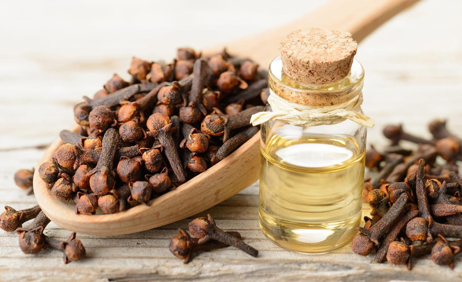 What happens to your health when you eat cloves?