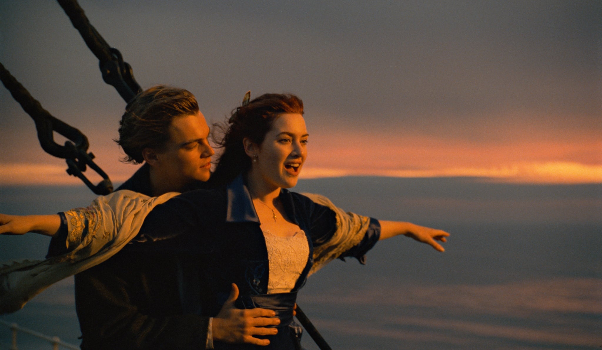 A man and a woman who tried to follow the famous scene from the movie “Titanic” have drowned!