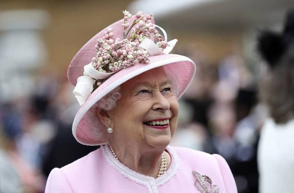 Elizabeth II will attend the Platinum Celebrations to ascend the throne