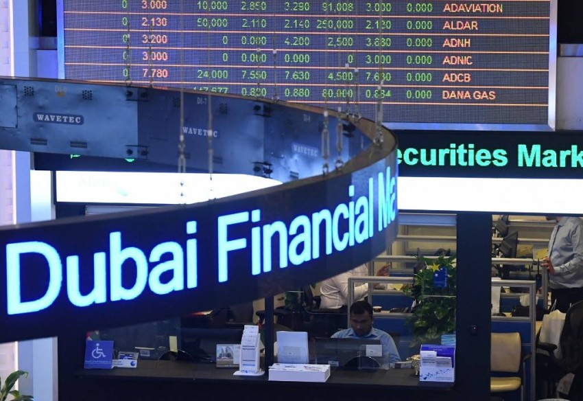 UAE stocks initially fell due to pressure from key stocks